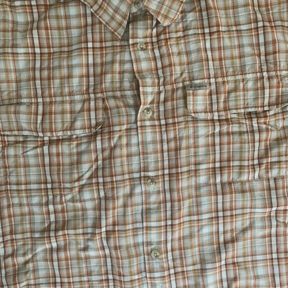 Columbia Sports Titanium Omni Dry Men's Button Down Shirt XXL Plaid Vent Cream - Picture 7 of 11